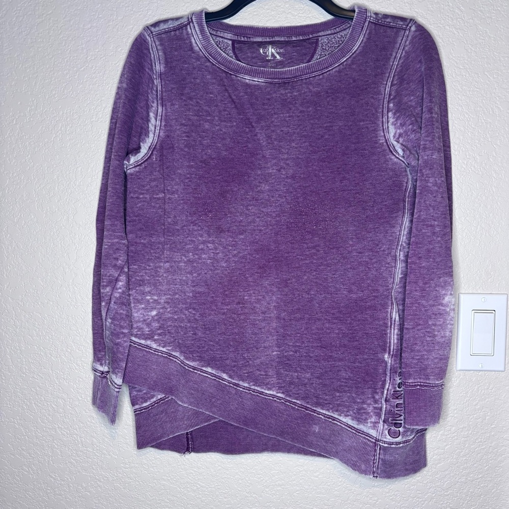 Calvin Klein Violet Crewneck Vintage Distressed Asymmetrical Women’s Sweatshirt